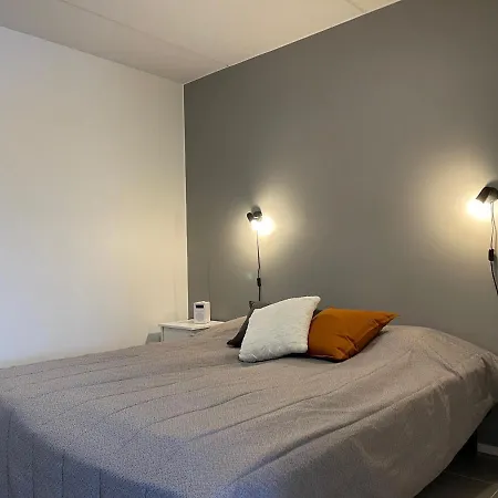 Апарт-отель Lost In 3*